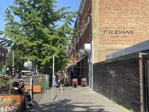 Invader LDN_84