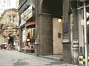 Invader LDN_89
