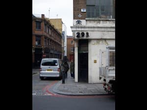 Invader LDN_112