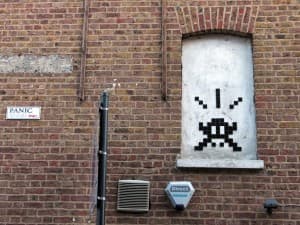 Invader LDN_115