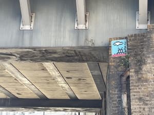 Invader LDN_129