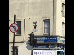 Invader LDN_146