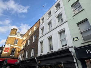 Invader LDN_184