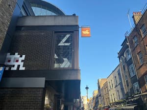 Invader LDN_189