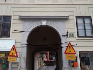 Invader LJU_37