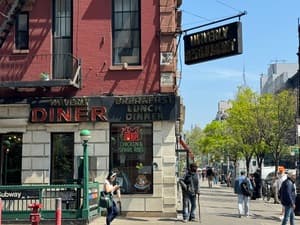 Invader NY_168