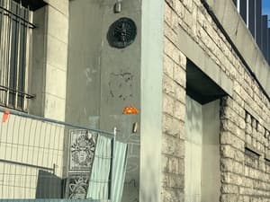 Invader PA_195
