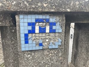 Invader PA_225