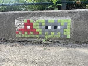 Invader PA_255