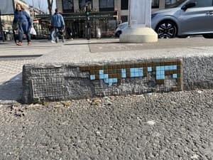 Invader PA_383