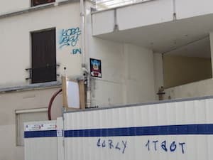 Invader PA_698