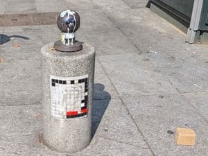Invader PA_1037