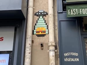 Invader PA_1477