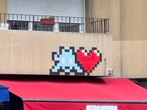 Invader PA_1555