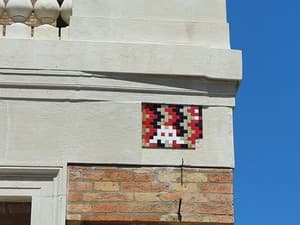Invader RA_11