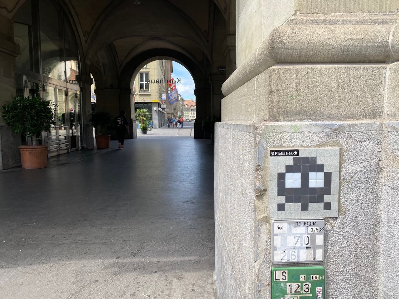 Invader BRN_11