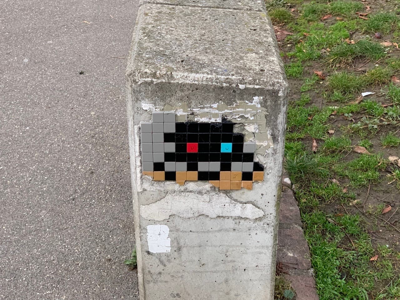 Invader BSL_16