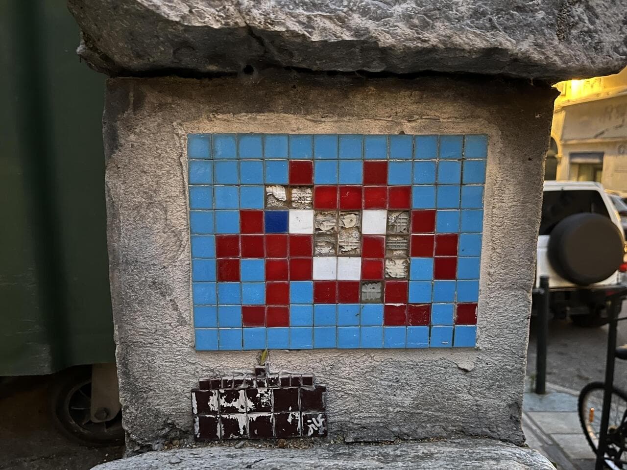 Invader BTA_03