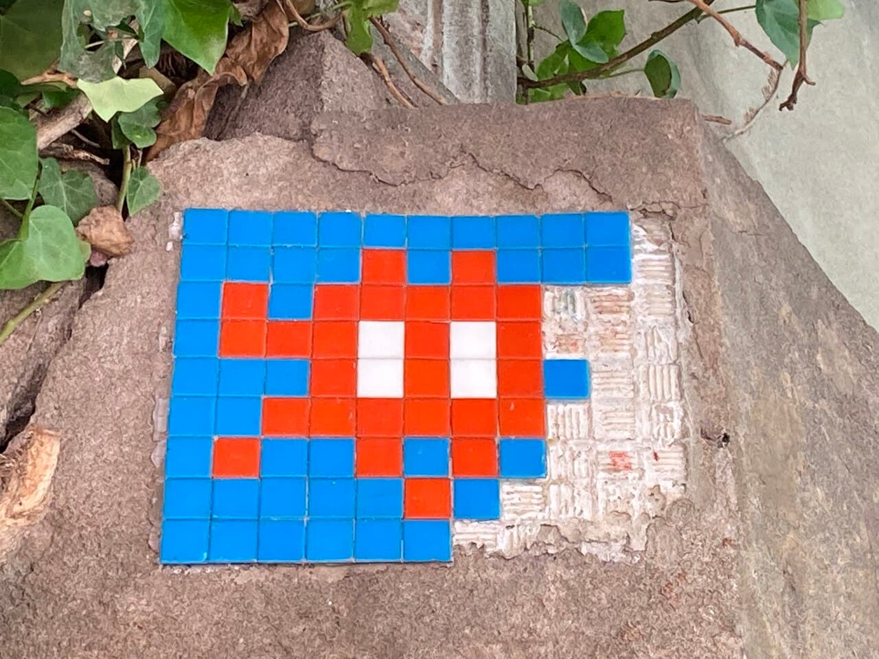 Invader BTA_08