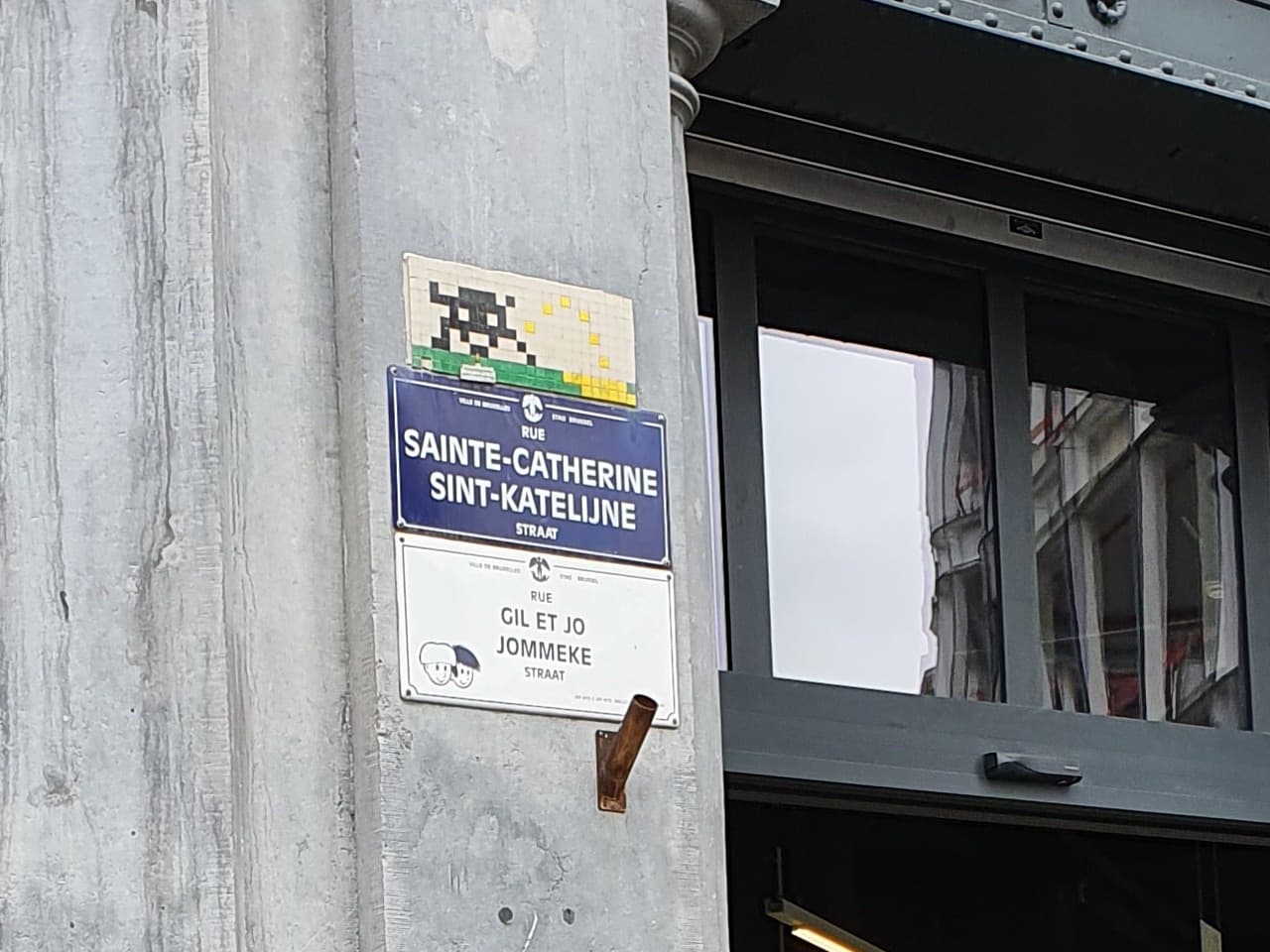 Invader BXL_36