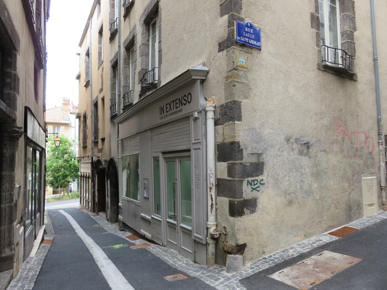 Invader CLR_06