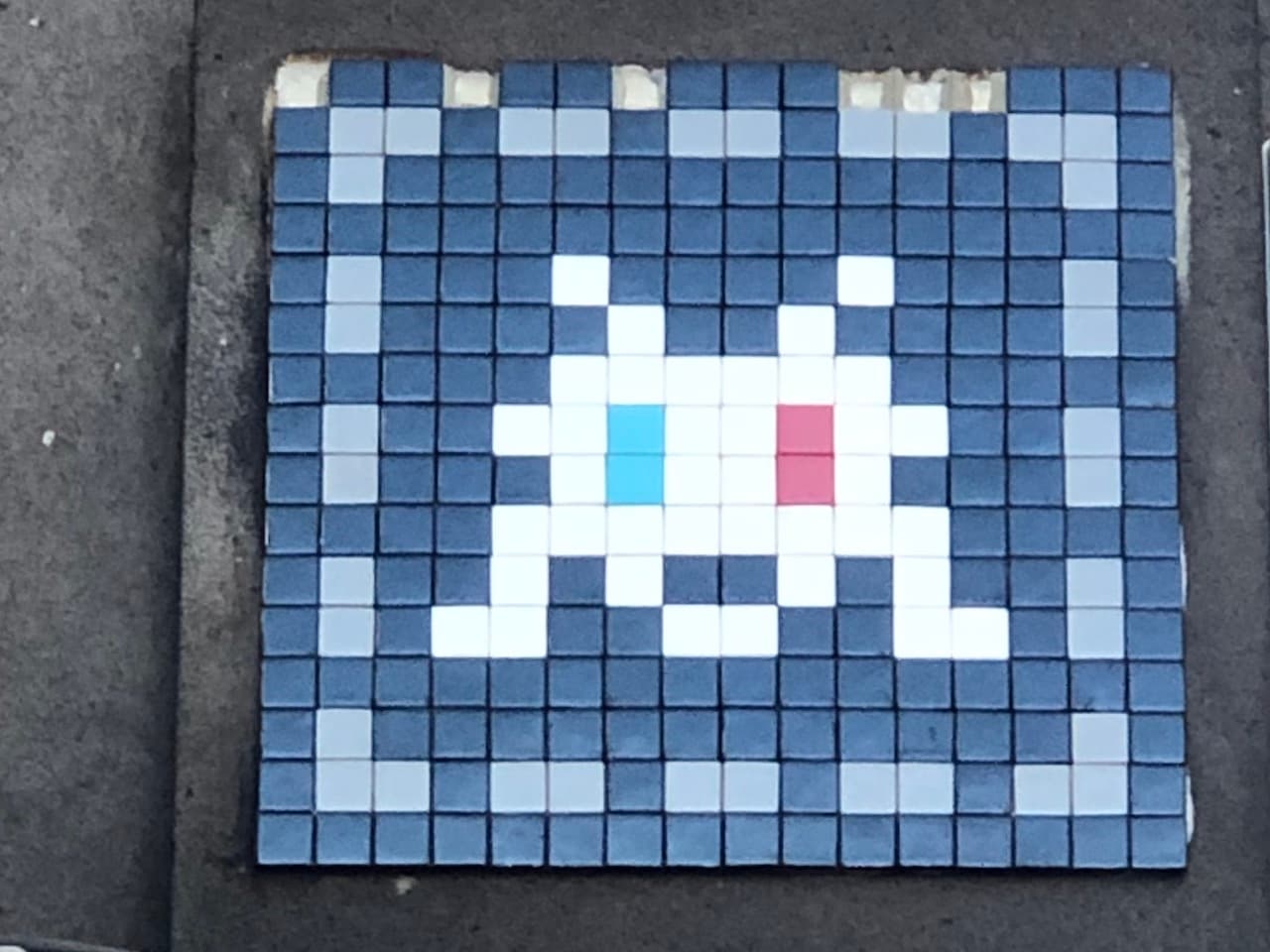 Invader CLR_25