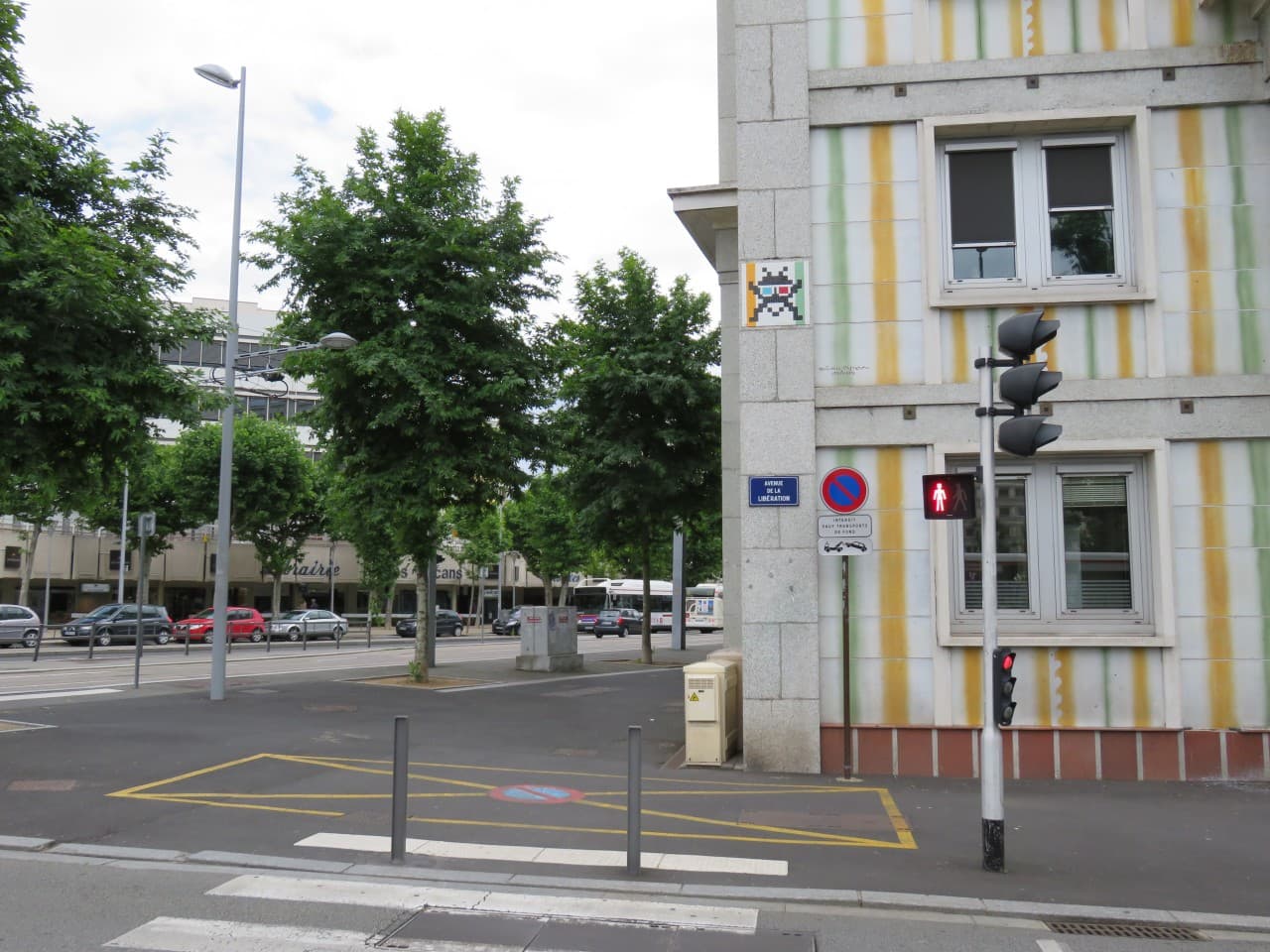 Invader CLR_31