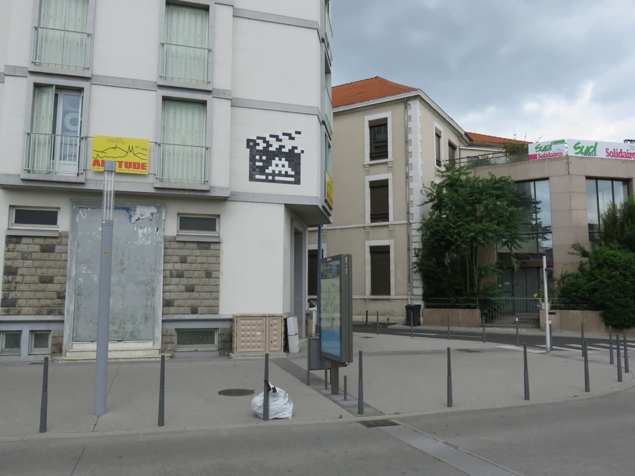 Invader CLR_33