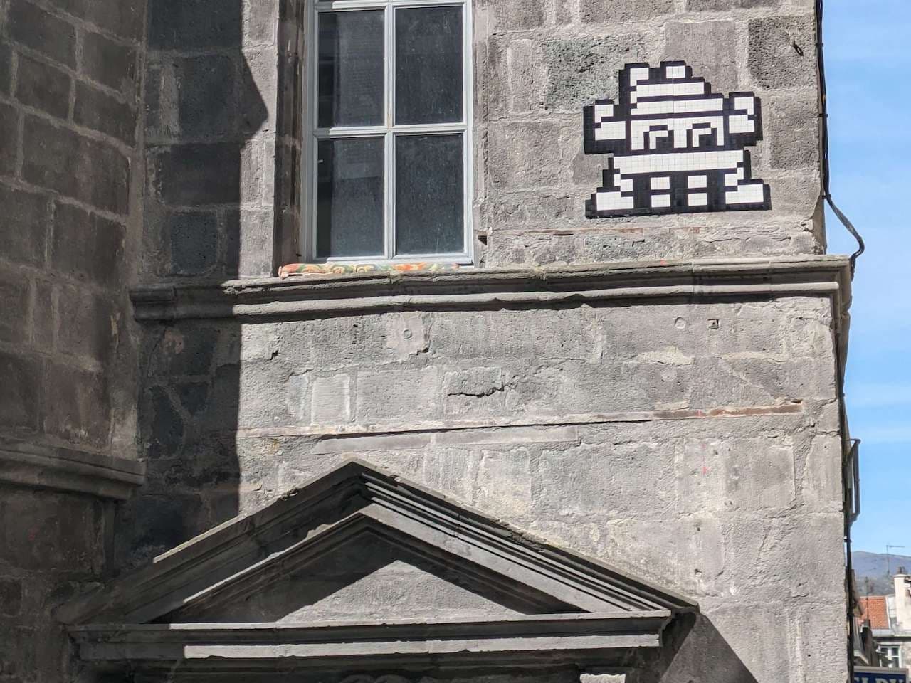 Invader CLR_37