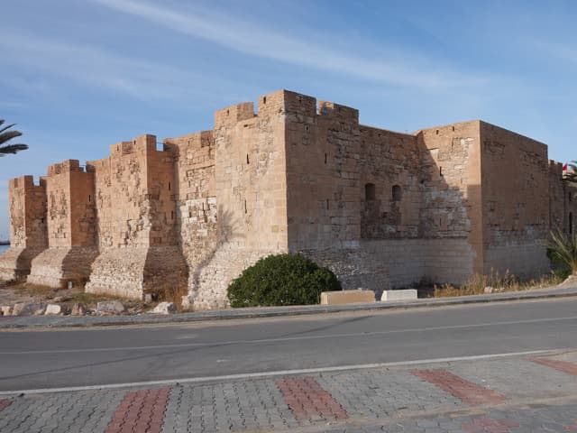 Invader DJBA_16