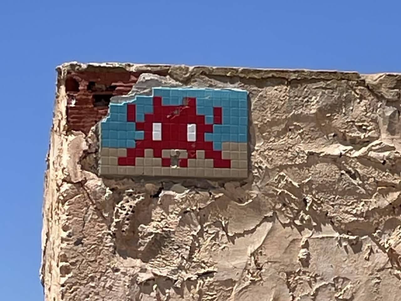 Invader DJBA_26