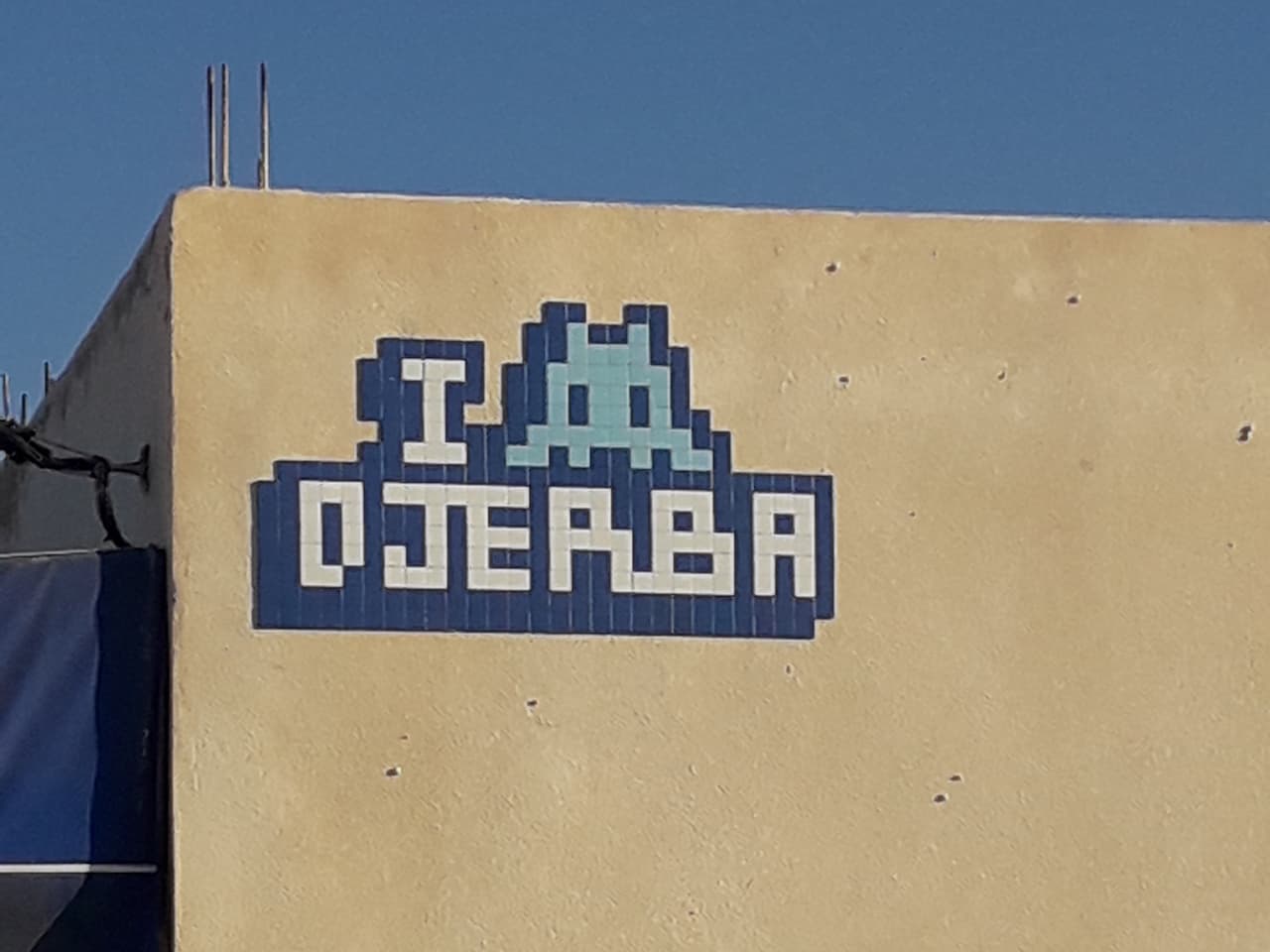 Invader DJBA_52