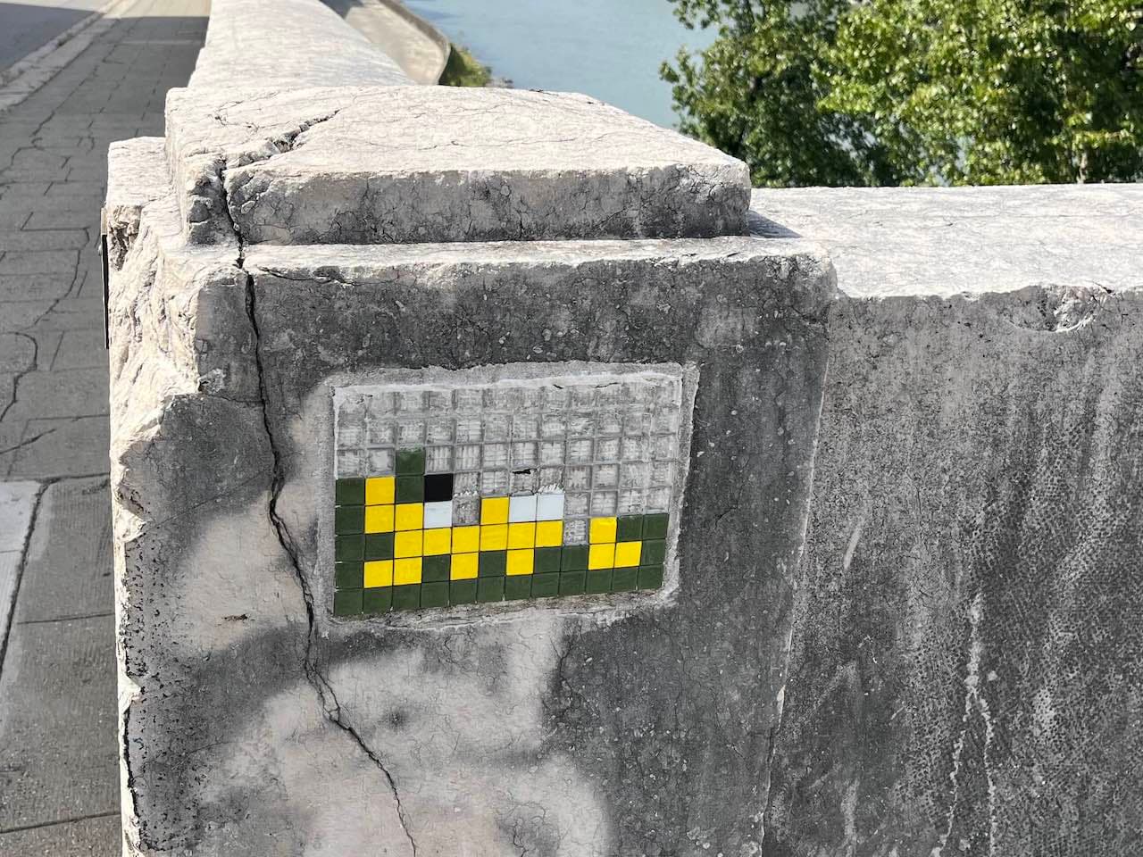 Invader GRN_01