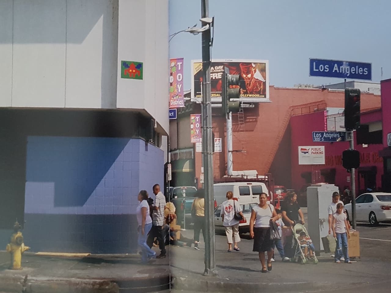Invader LA_105