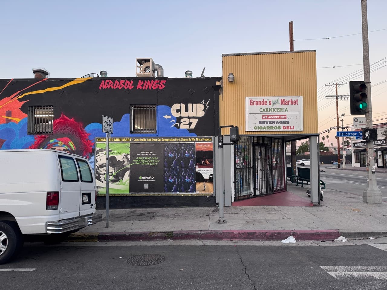 Invader LA_177
