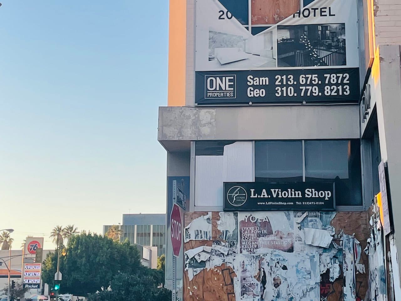 Invader LA_208