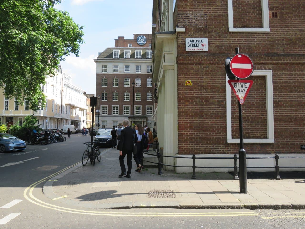 Invader LDN_07