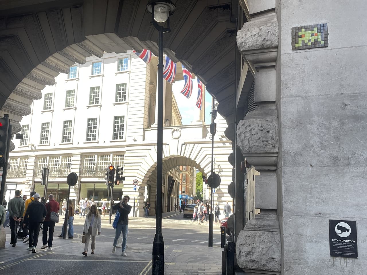 Invader LDN_15