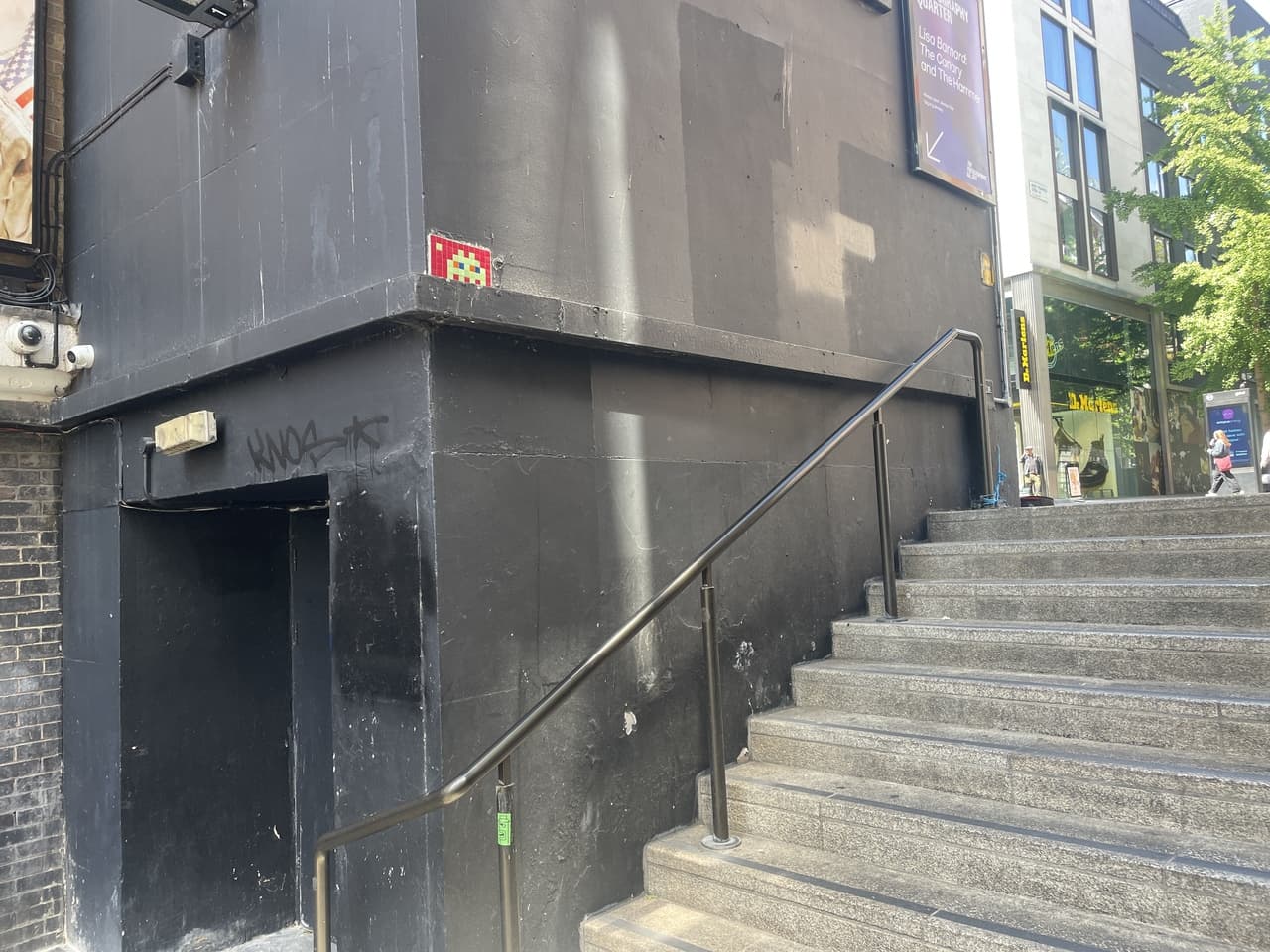 Invader LDN_29