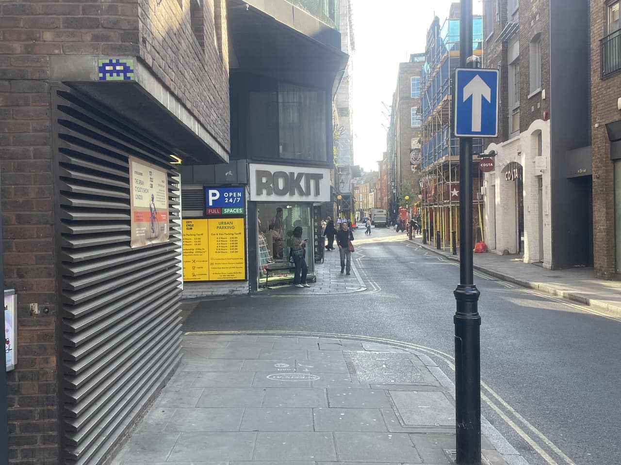 Invader LDN_38