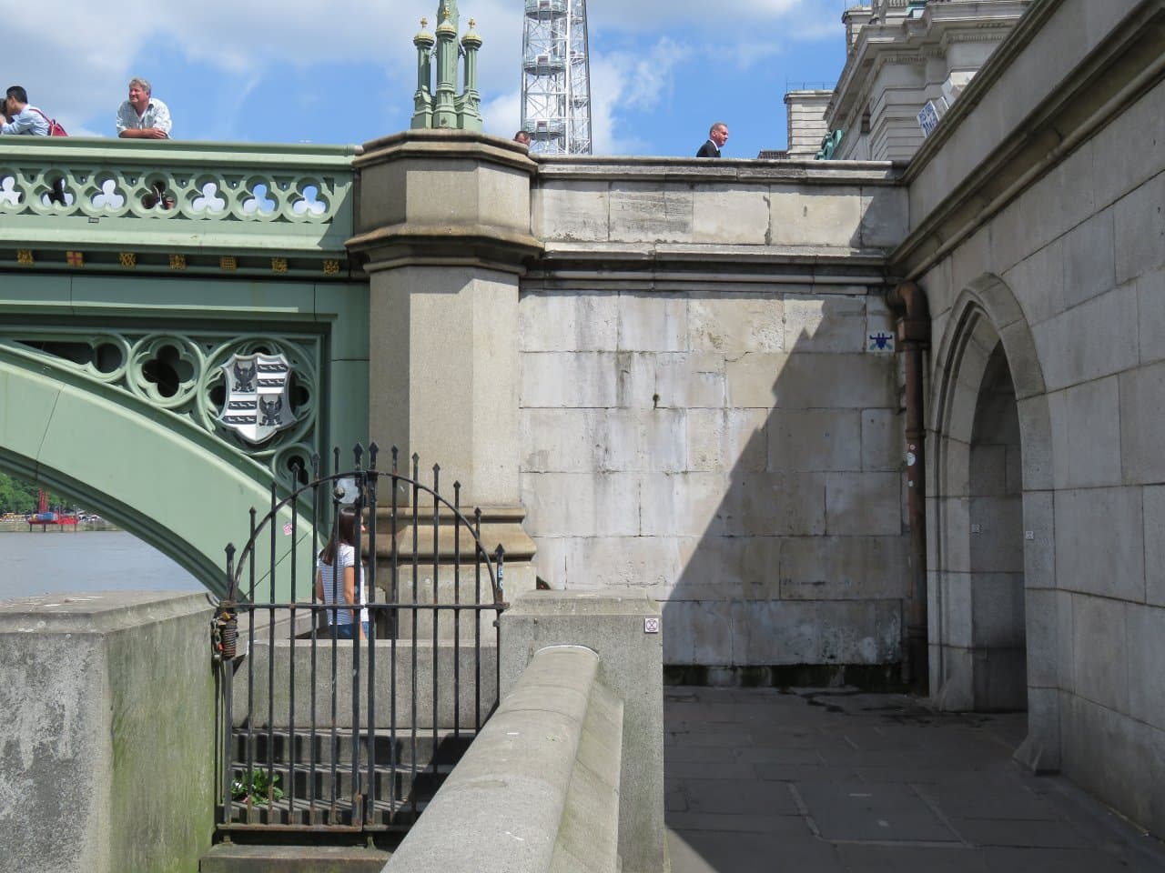 Invader LDN_58