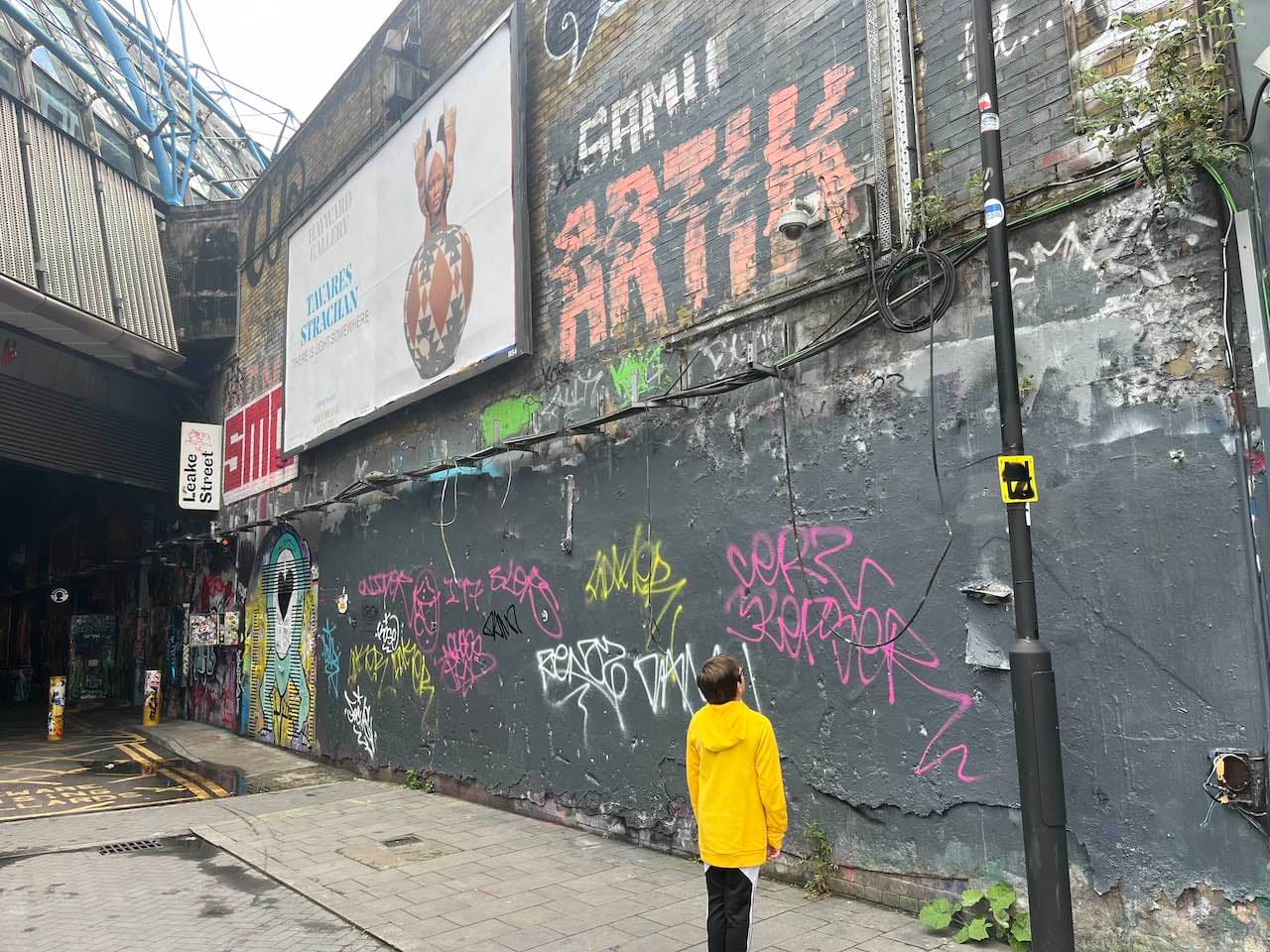 Invader LDN_66