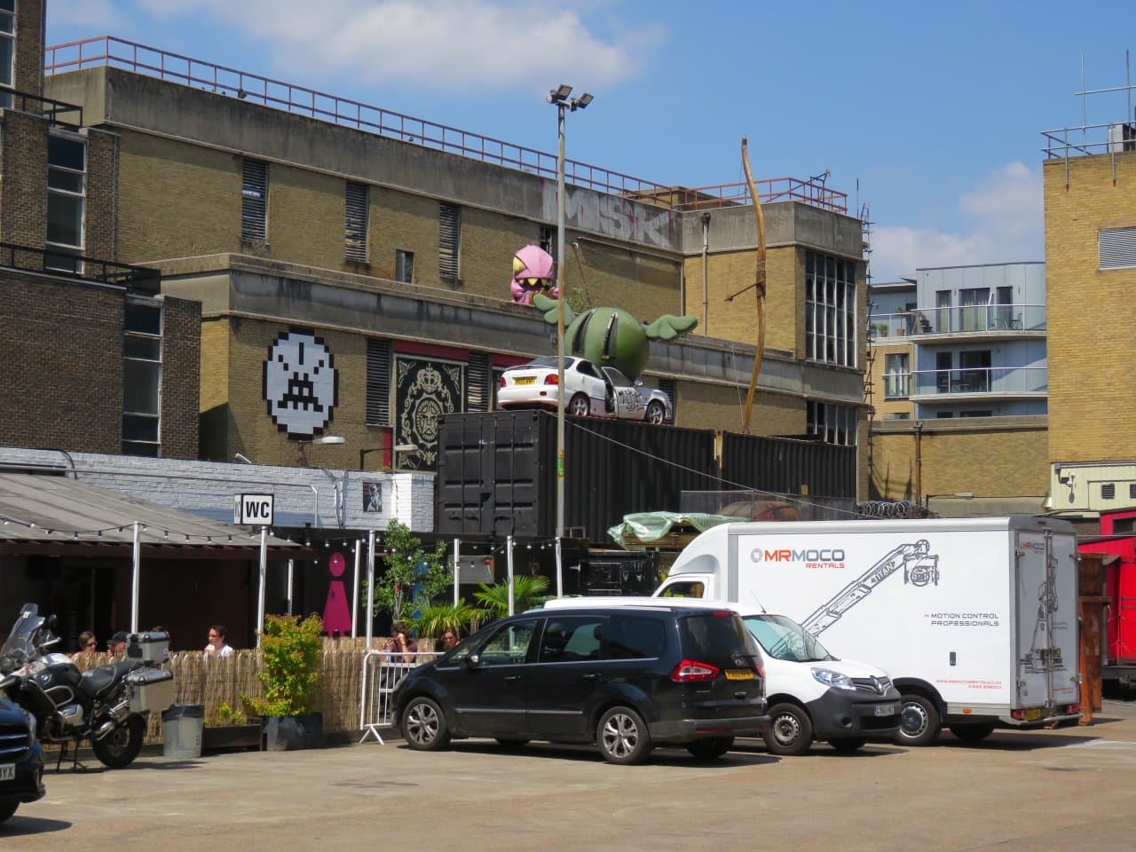 Invader LDN_119