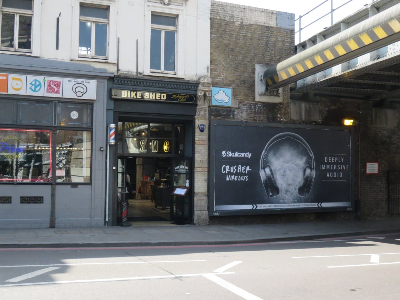 Invader LDN_137