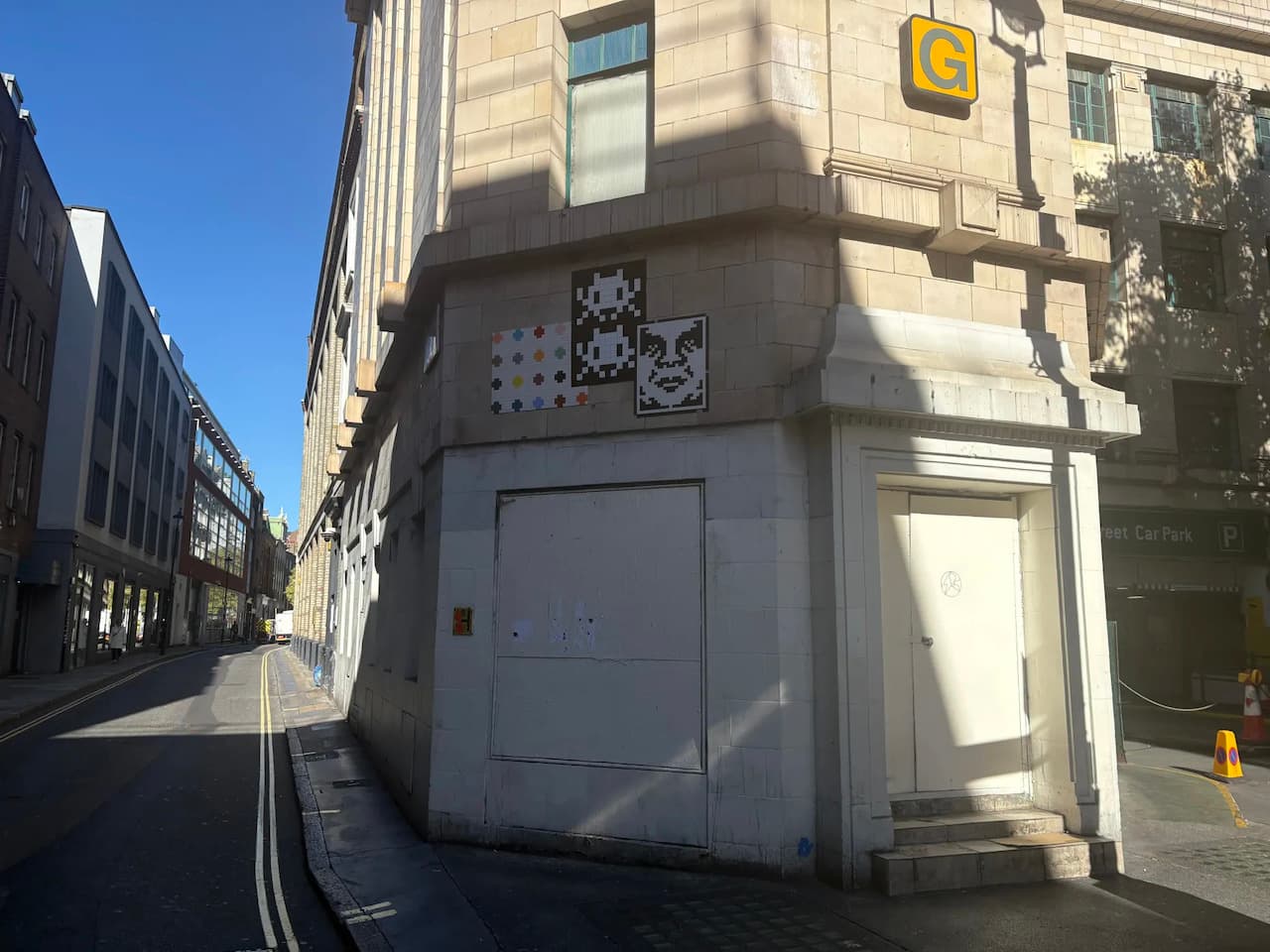 Invader LDN_163