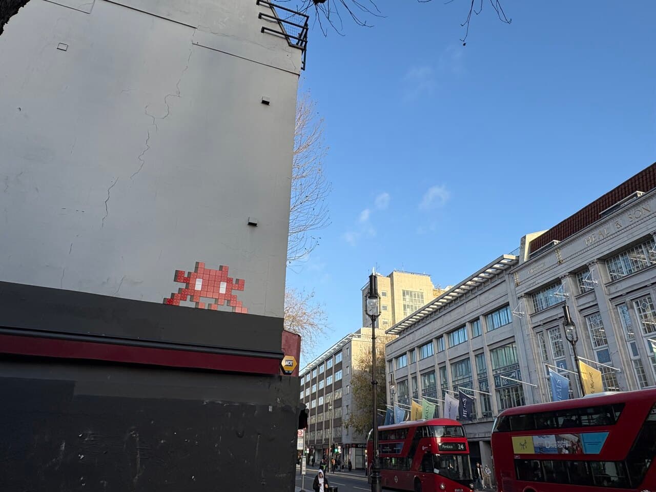 Invader LDN_178