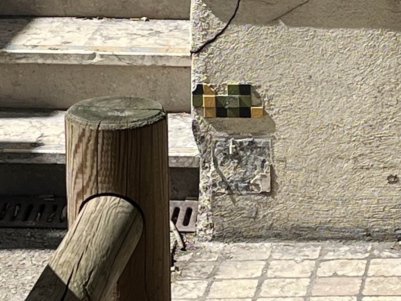 Invader LY_28
