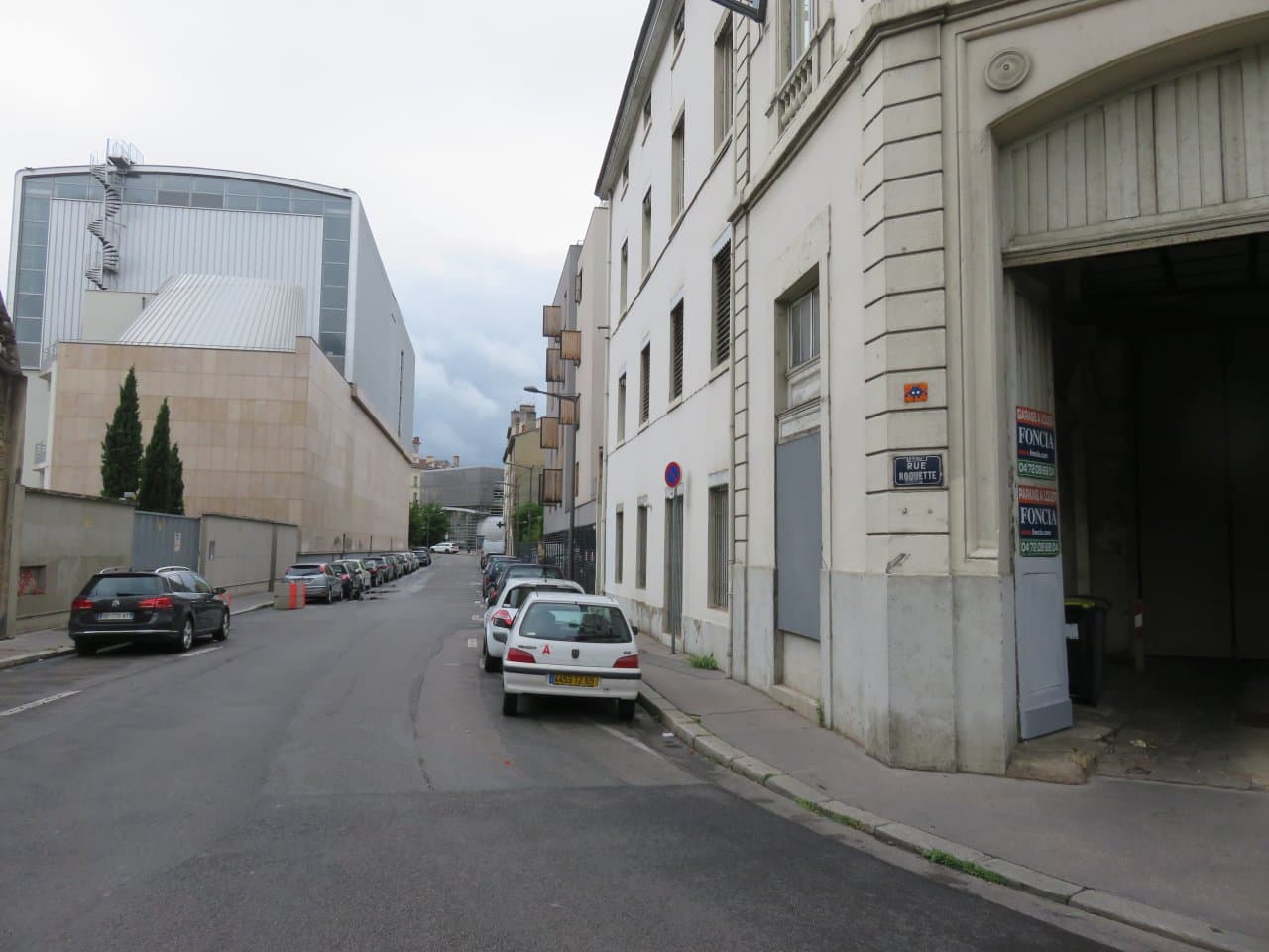 Invader LY_32