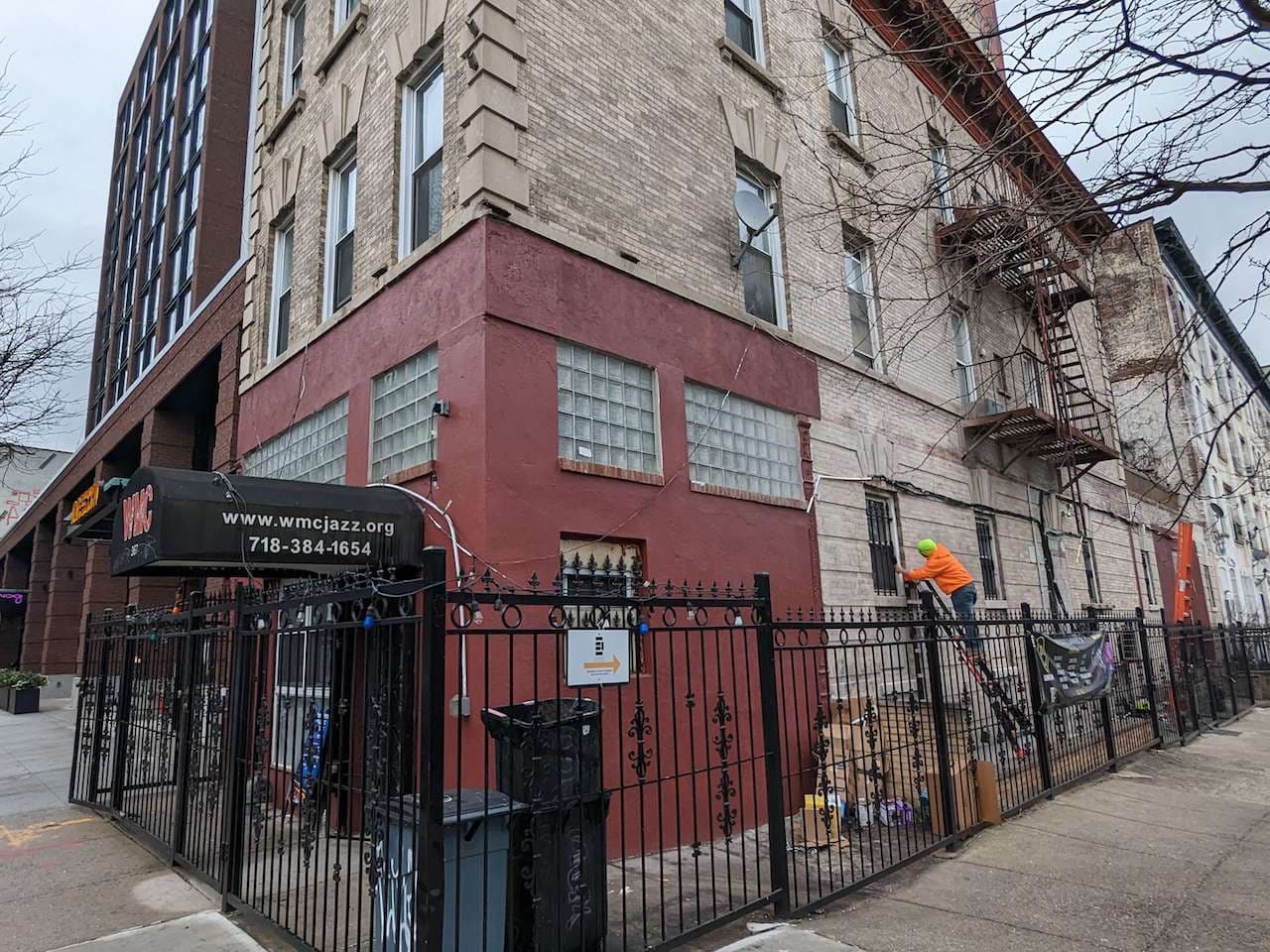 Invader NY_103