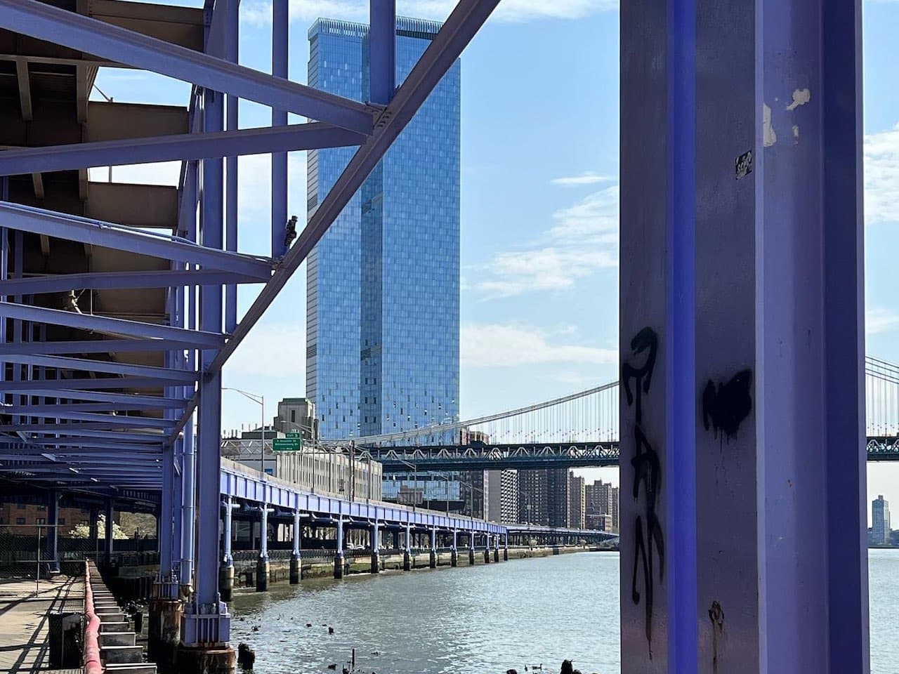 Invader NY_113